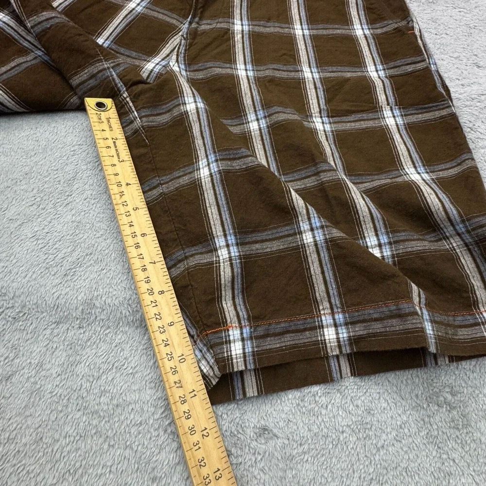 Tommy‎ Bahama Shorts Men's Size 38 (36in. x 10in. Actual Size) Brown Plaid